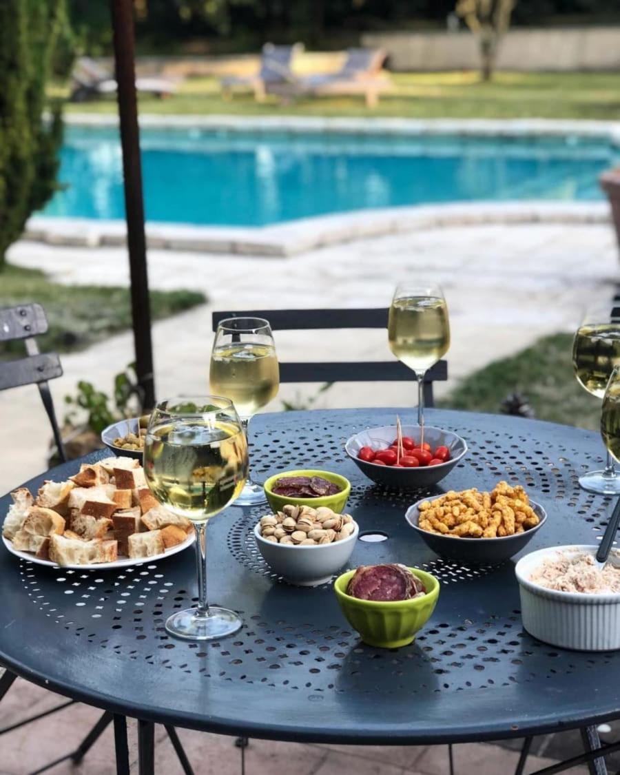 Domaine Du Commandeur Bed and Breakfast Mondragon Εξωτερικό φωτογραφία